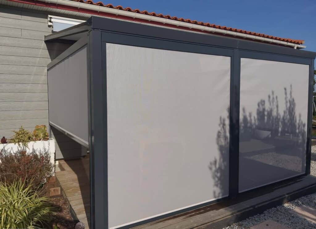 protection solaire - store verticale motorisé protection exterieur